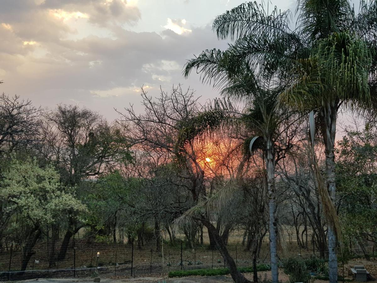A Farm Stay - Casablanca'S Private Cottage,No Loadshedding! Hazyview Exterior photo